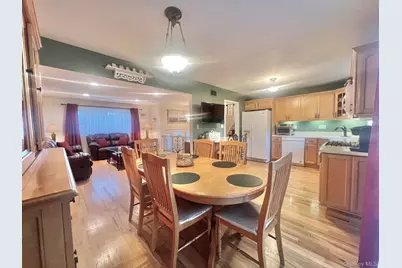 48 W 20th Street, Deer Park, NY 11729 - Photo 19