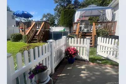 48 W 20th Street, Deer Park, NY 11729 - Photo 7
