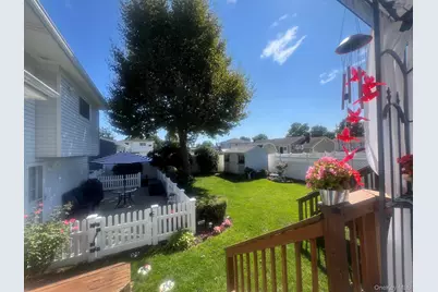 48 W 20th Street, Deer Park, NY 11729 - Photo 5