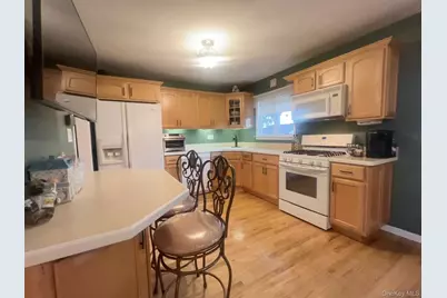 48 W 20th Street, Deer Park, NY 11729 - Photo 21