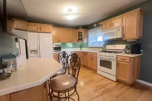 48 W 20th St, Deer Park, NY 11729 - Photo 21