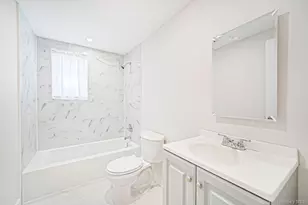 97 Artist Lake Dr, Middle Island, NY 11953 - Photo 11