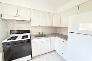 22-09 78th St, East Elmhurst, NY 11370 - Photo 7