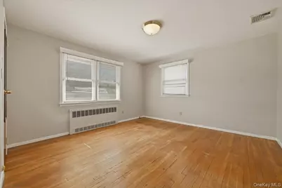 1395 Meadowbrook Road, Merrick, NY 11566 - Photo 27