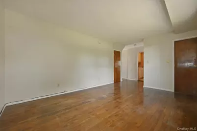 1395 Meadowbrook Road, Merrick, NY 11566 - Photo 19