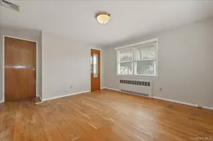 1395 Meadowbrook Rd, Merrick, NY 11566 - Photo 29