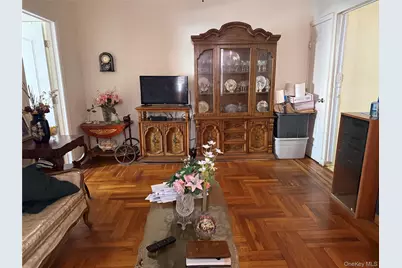 320 E 52nd Street, Brooklyn, NY 11203 - Photo 3
