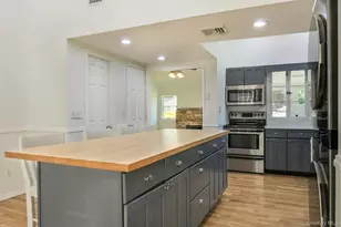 5 Roosevelt Blvd, Patchogue, NY 11772 - Photo 13