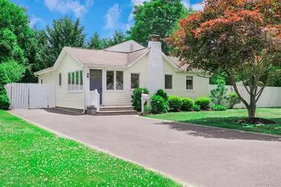 5 Roosevelt Boulevard, Patchogue, NY 11772 - Photo 3