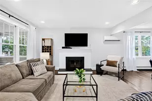 7 Fairview Ave, Port Washington, NY 11050 - Photo 7