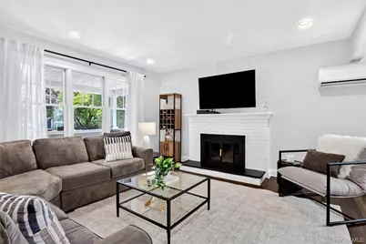 7 Fairview Avenue, Port Washington, NY 11050 - Photo 5