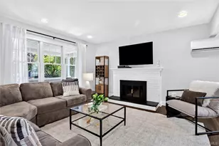 7 Fairview Ave, Port Washington, NY 11050 - Photo 5