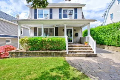 7 Fairview Avenue, Port Washington, NY 11050 - Photo 1
