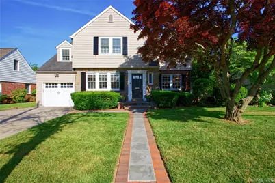 23 Foster Avenue, Malverne, NY 11565 - Photo 1