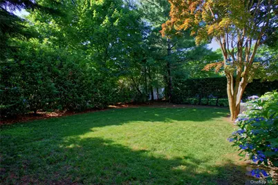23 Foster Avenue, Malverne, NY 11565 - Photo 27