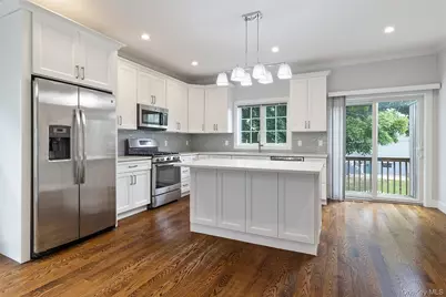 44-46 Ellsworth Avenue #46, Harrison, NY 10528 - Photo 5