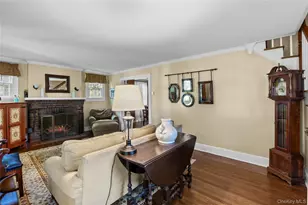 217 Soundview Rd, Huntington, NY 11743 - Photo 15