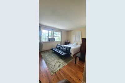 288 Frederick Avenue, Floral Park, NY 11001 - Photo 9