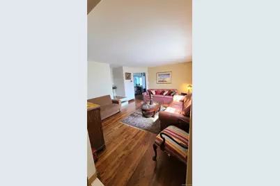288 Frederick Avenue, Floral Park, NY 11001 - Photo 7