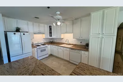 169 Captains Way, Port Jefferson Station, NY 11776 - Photo 11