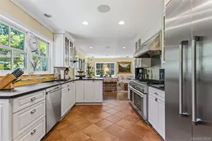 242 Croton Lake Rd, Katonah, NY 10536 - Photo 15