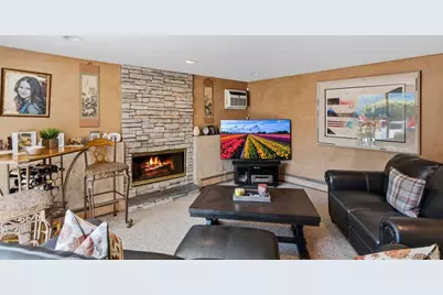 22 Theodore Drive, Plainview, NY 11803 - Photo 3
