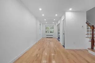 4135 Murdock Ave, Bronx, NY 10466 - Photo 11