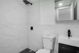 4135 Murdock Ave, Bronx, NY 10466 - Photo 23
