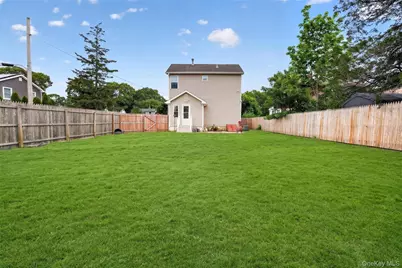 26 Richard Avenue, Islip Terrace, NY 11752 - Photo 3