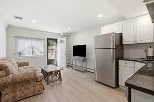 29 Vineyard Rd, Huntington, NY 11743 - Photo 27