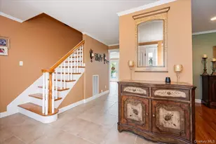 18 S Plaza, Amityville, NY 11701 - Photo 7
