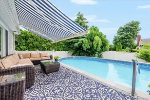 18 S Plaza, Amityville, NY 11701 - Photo 31