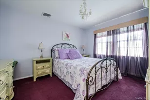 18 S Plaza, Amityville, NY 11701 - Photo 23