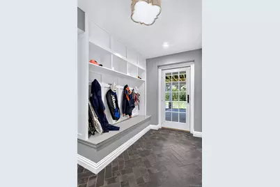 162 Manhasset Woods Road, Manhasset, NY 11030 - Photo 31
