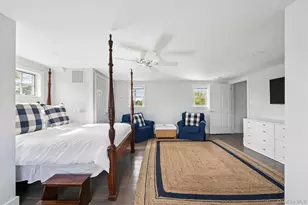 87 Foster Ave, Hampton Bays, NY 11946 - Photo 11