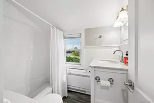 87 Foster Ave, Hampton Bays, NY 11946 - Photo 15