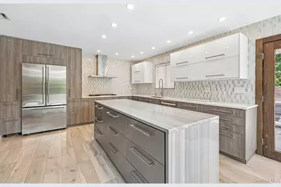 108 Bellows Lane, New City, NY 10956 - Photo 15