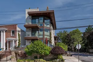 21-51 Shore Blvd, Astoria, NY 11105 - Photo 3