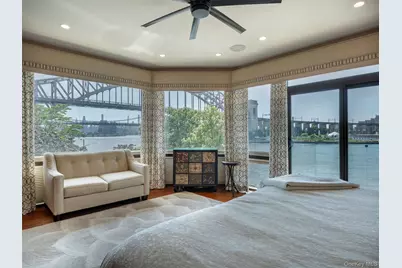 2151 Shore Boulevard, Astoria, NY 11105 - Photo 23