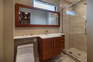 21-51 Shore Blvd, Astoria, NY 11105 - Photo 31