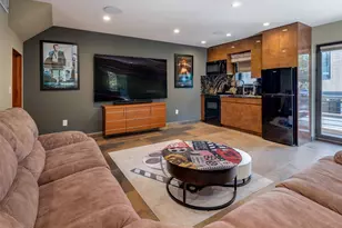 21-51 Shore Blvd, Astoria, NY 11105 - Photo 27