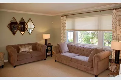 18 Coralyn Avenue, White Plains, NY 10605 - Photo 3