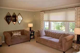 18 Coralyn Ave, White Plains, NY 10605 - Photo 3
