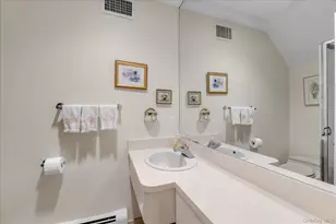 189 Regent Dr, Long Beach, NY 11561 - Photo 37
