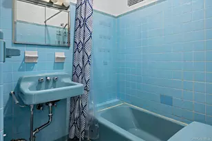 57-43 64th St, Maspeth, NY 11378 - Photo 15