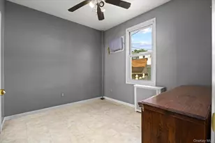 57-43 64th St, Maspeth, NY 11378 - Photo 21
