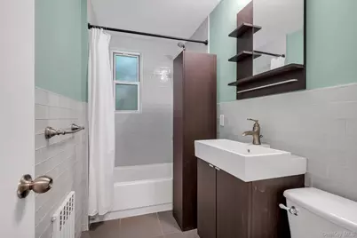 9 Edwards #1-F, Roslyn Heights, NY 11577 - Photo 9