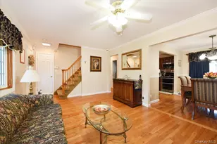 167 N Suffolk Ave, Massapequa, NY 11758 - Photo 9