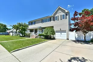 167 N Suffolk Ave, Massapequa, NY 11758 - Photo 3