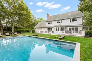 11 Stuart Ct, Hampton Bays, NY 11946 - Photo 21